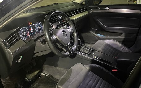 Volkswagen Passat B8 рестайлинг, 2017 год, 2 450 000 рублей, 7 фотография