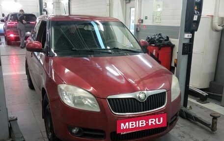 Skoda Fabia II, 2007 год, 450 000 рублей, 2 фотография