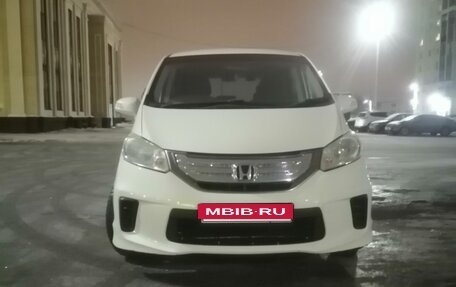 Honda Freed I, 2014 год, 1 370 000 рублей, 3 фотография