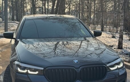 BMW 5 серия, 2020 год, 5 650 000 рублей, 2 фотография