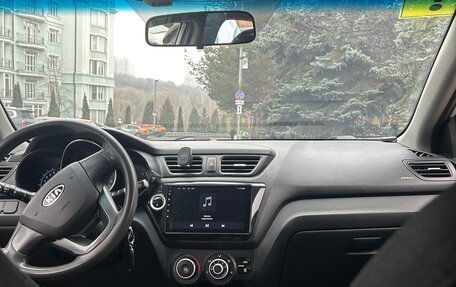 KIA Rio III рестайлинг, 2011 год, 900 000 рублей, 6 фотография