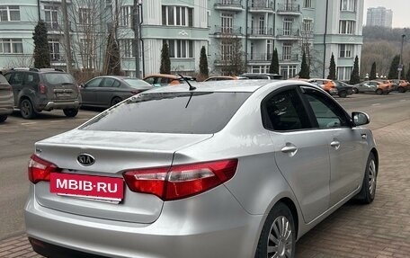 KIA Rio III рестайлинг, 2011 год, 900 000 рублей, 4 фотография