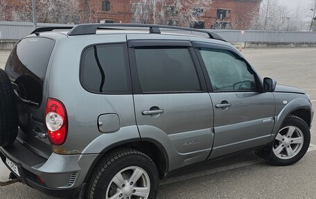 Chevrolet Niva I рестайлинг, 2013 год, 720 000 рублей, 7 фотография