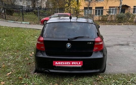 BMW 1 серия, 2010 год, 850 000 рублей, 2 фотография