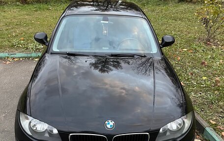 BMW 1 серия, 2010 год, 850 000 рублей, 6 фотография