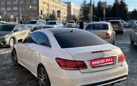 Mercedes-Benz E-Класс, 2014 год, 2 250 000 рублей, 5 фотография