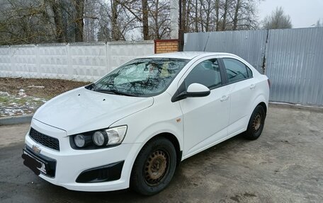 Chevrolet Aveo III, 2013 год, 870 000 рублей, 2 фотография