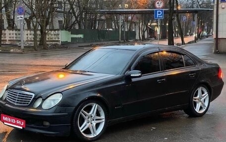 Mercedes-Benz E-Класс, 2002 год, 450 000 рублей, 2 фотография