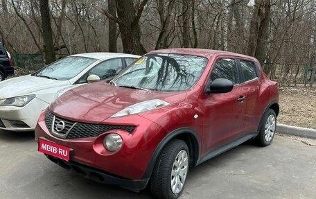 Nissan Juke II, 2014 год, 930 000 рублей, 1 фотография