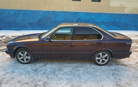 BMW 5 серия, 1992 год, 350 000 рублей, 2 фотография