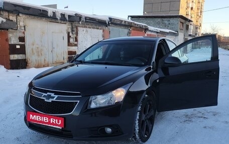 Chevrolet Cruze II, 2010 год, 739 000 рублей, 8 фотография