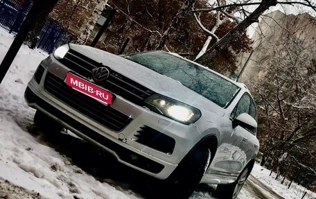 Volkswagen Touareg III, 2010 год, 1 399 000 рублей, 3 фотография