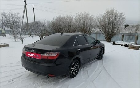 Toyota Camry, 2017 год, 2 750 000 рублей, 2 фотография