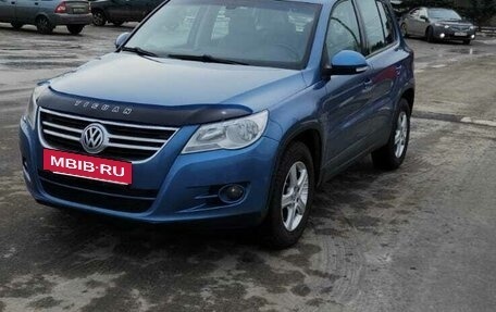 Volkswagen Tiguan I, 2011 год, 175 000 рублей, 2 фотография