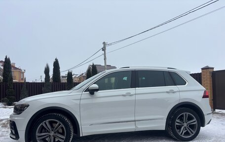 Volkswagen Tiguan II, 2018 год, 3 200 000 рублей, 1 фотография