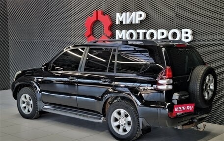 Toyota Land Cruiser Prado 120 рестайлинг, 2005 год, 2 100 000 рублей, 13 фотография