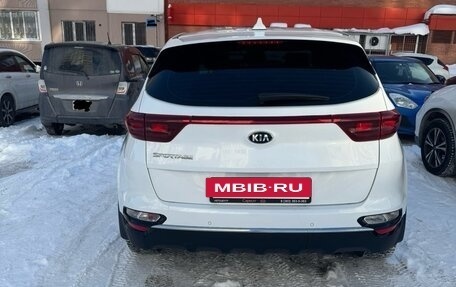 KIA Sportage IV рестайлинг, 2019 год, 2 530 000 рублей, 20 фотография