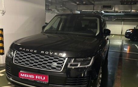 Land Rover Range Rover IV рестайлинг, 2018 год, 9 000 000 рублей, 1 фотография