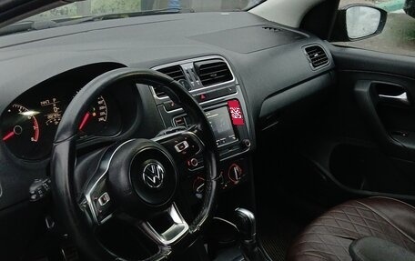 Volkswagen Polo VI (EU Market), 2018 год, 900 000 рублей, 1 фотография