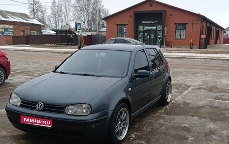 Volkswagen Golf IV, 2001 год, 550 000 рублей, 1 фотография