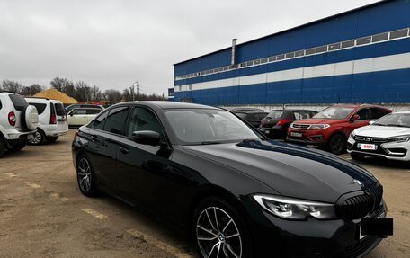 BMW 3 серия, 2021 год, 3 900 000 рублей, 2 фотография