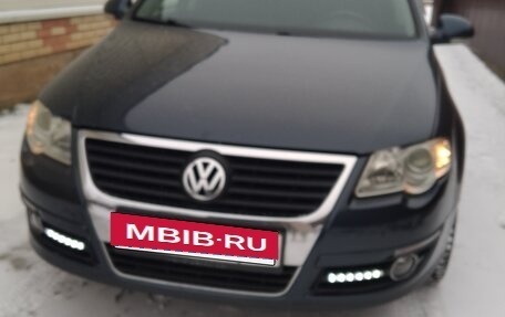 Volkswagen Passat B6, 2008 год, 800 000 рублей, 2 фотография