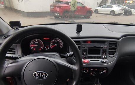 KIA Rio II, 2011 год, 790 000 рублей, 9 фотография