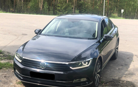 Volkswagen Passat B8 рестайлинг, 2017 год, 2 680 000 рублей, 3 фотография