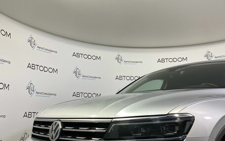 Volkswagen Tiguan II, 2019 год, 2 157 000 рублей, 5 фотография