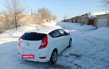 Hyundai Solaris II рестайлинг, 2013 год, 850 000 рублей, 4 фотография