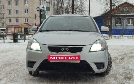 KIA Rio II, 2010 год, 748 000 рублей, 3 фотография