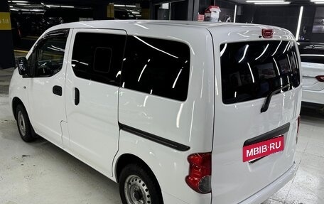 Nissan NV200, 2013 год, 1 555 000 рублей, 4 фотография