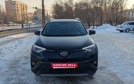 Toyota RAV4, 2018 год, 2 650 000 рублей, 2 фотография