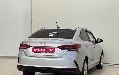 Hyundai Solaris II рестайлинг, 2021 год, 1 550 000 рублей, 6 фотография