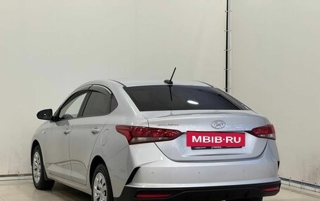 Hyundai Solaris II рестайлинг, 2021 год, 1 550 000 рублей, 7 фотография