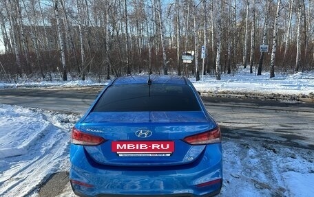 Hyundai Solaris II рестайлинг, 2017 год, 1 290 000 рублей, 5 фотография