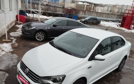 Volkswagen Polo VI (EU Market), 2017 год, 1 210 000 рублей, 2 фотография