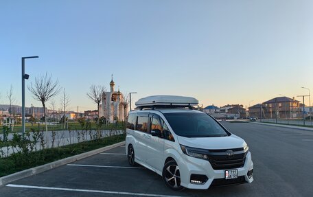 Honda Stepwgn IV, 2019 год, 2 930 000 рублей, 3 фотография