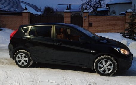 Hyundai Solaris II рестайлинг, 2013 год, 840 000 рублей, 4 фотография