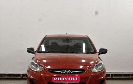 Hyundai Solaris II рестайлинг, 2011 год, 750 000 рублей, 3 фотография