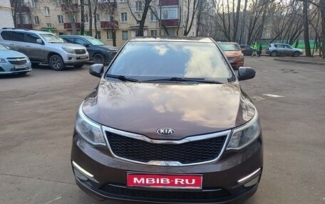 KIA Rio III рестайлинг, 2016 год, 1 050 000 рублей, 1 фотография