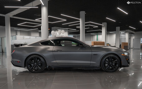 Ford Mustang VI рестайлинг, 2017 год, 6 200 000 рублей, 7 фотография