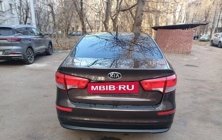 KIA Rio III рестайлинг, 2016 год, 1 050 000 рублей, 15 фотография