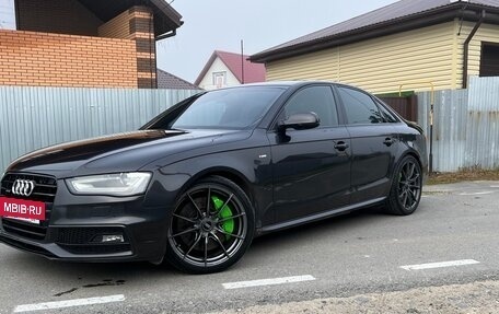 Audi A4, 2013 год, 2 650 000 рублей, 2 фотография