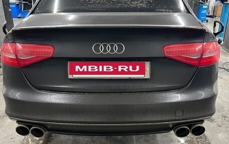 Audi A4, 2013 год, 2 650 000 рублей, 24 фотография