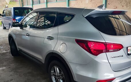 Hyundai Santa Fe III рестайлинг, 2016 год, 2 500 000 рублей, 4 фотография