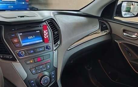 Hyundai Santa Fe III рестайлинг, 2016 год, 2 500 000 рублей, 6 фотография