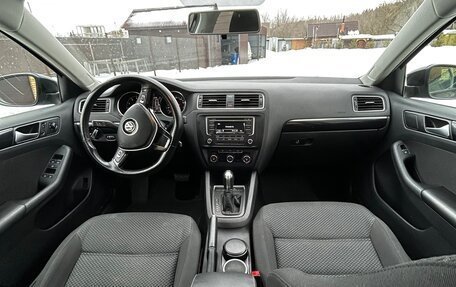 Volkswagen Jetta VI, 2016 год, 1 490 000 рублей, 13 фотография