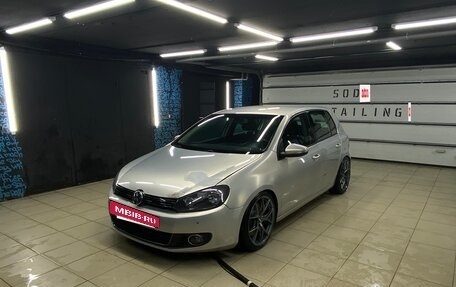 Volkswagen Golf VI, 2010 год, 1 200 000 рублей, 2 фотография