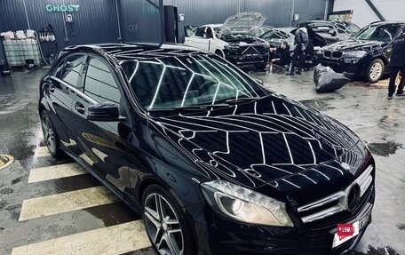 Mercedes-Benz A-Класс, 2015 год, 2 990 000 рублей, 3 фотография